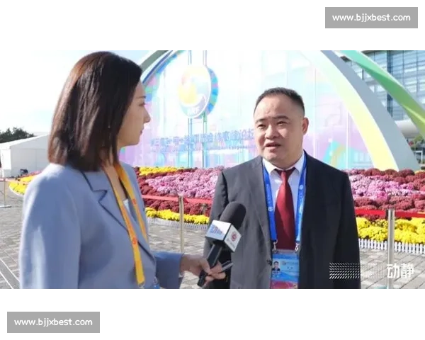 村超书记徐勃:用足球 “抢” 回孩子,踢得好直通名校 村超书记徐勃:用足球 “抢” 回孩子,踢得好直通名校