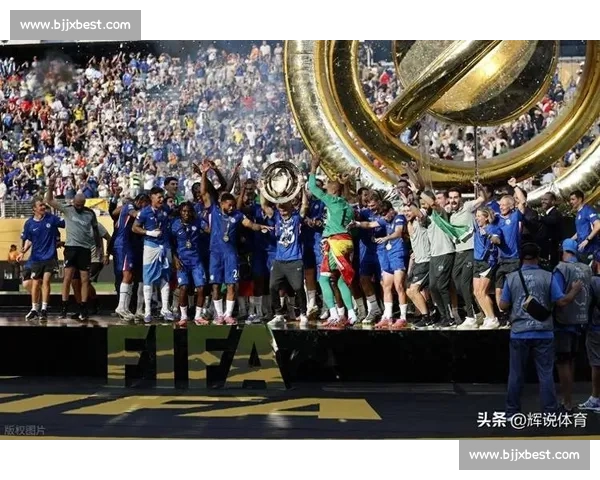 世俱杯突发雷暴中断两小时!马雷斯卡暴怒:这不是足球,是对竞技的羞辱 世俱杯突发雷暴中断两小时!马雷斯卡暴怒:这不是足球,是对竞技的羞辱